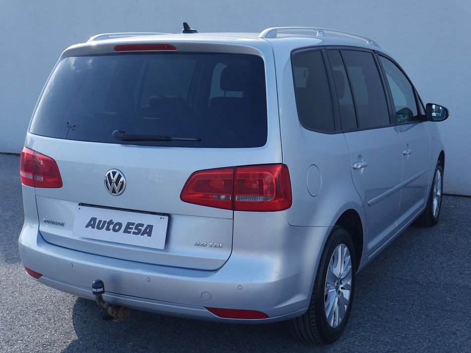 Volkswagen Touran 2.0 TDi 