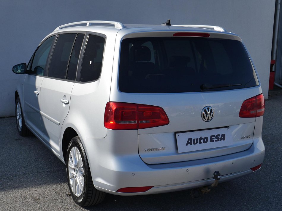 Volkswagen Touran 2.0 TDi 