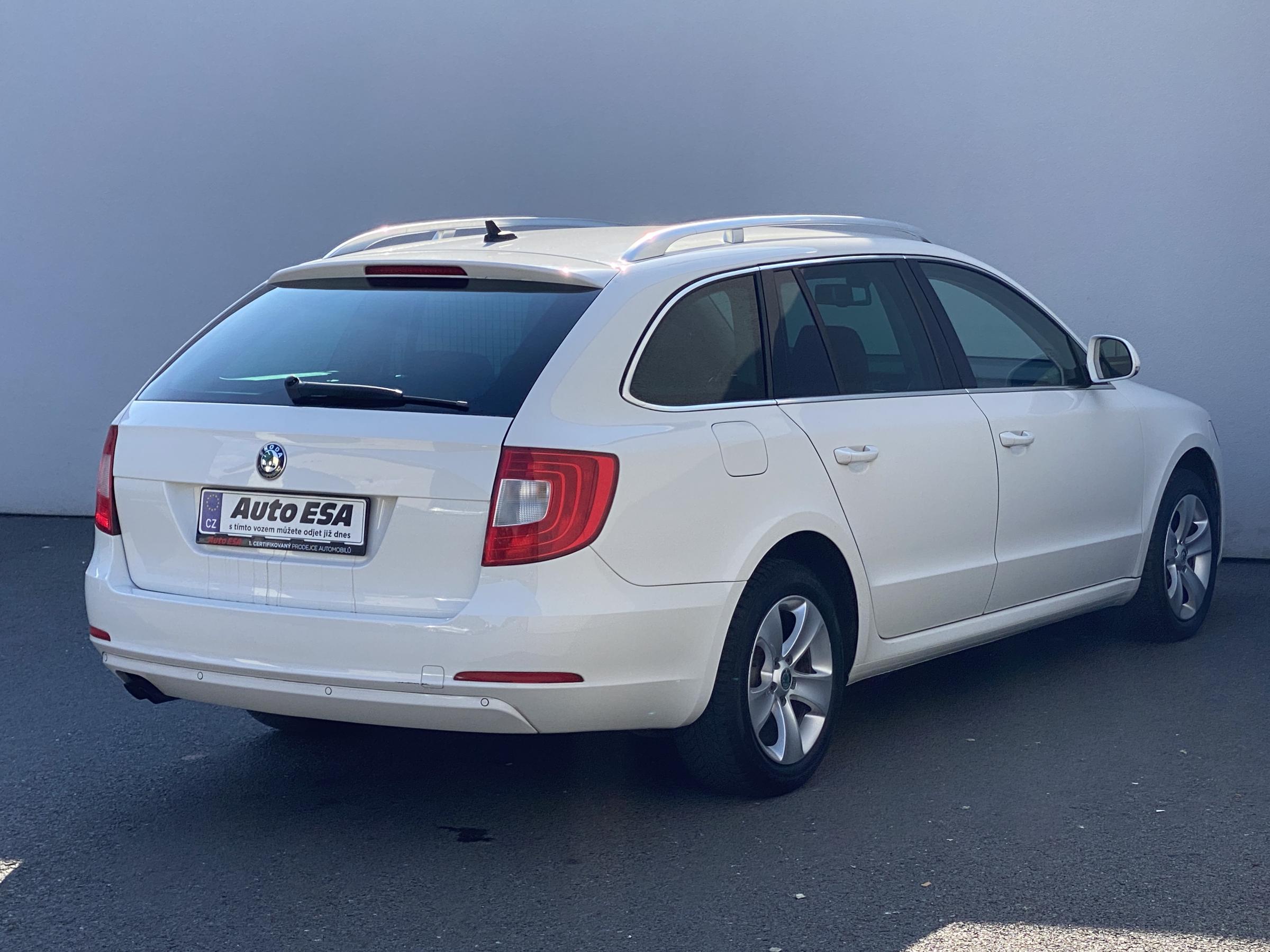 Škoda Superb II, 2013 - pohled č. 4