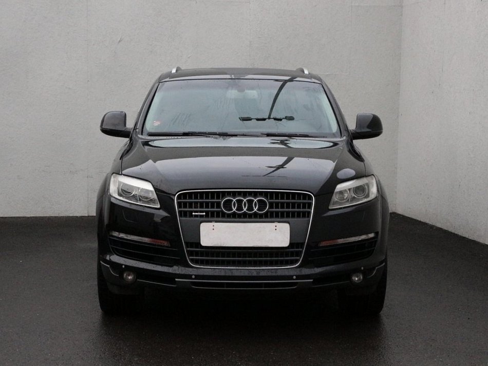 Audi Q7 3.0TDI  4x4