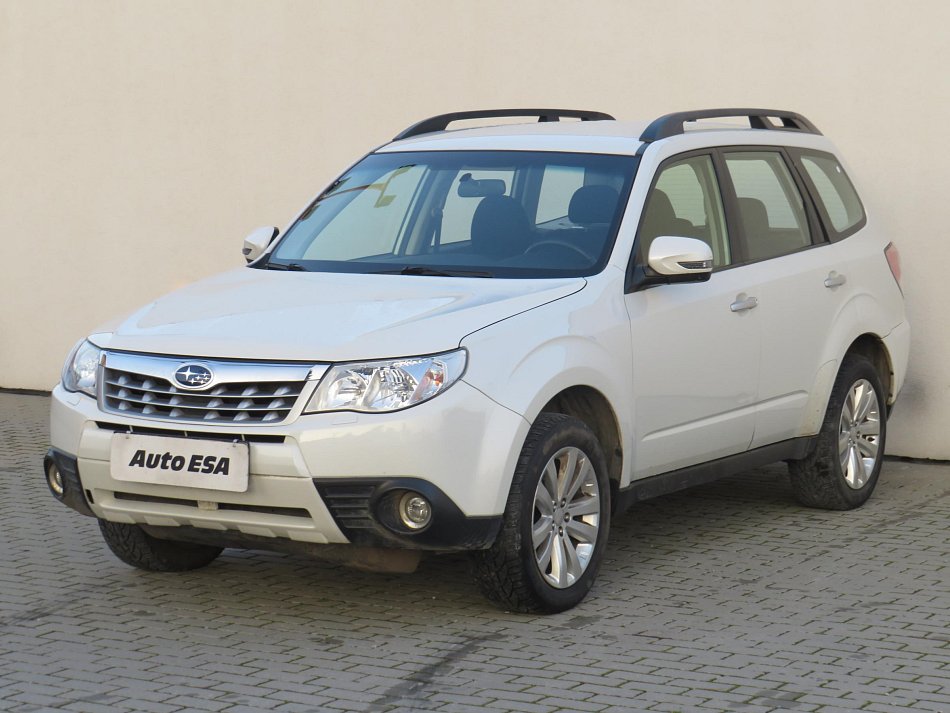 Subaru Forester 2.0 i  4x4