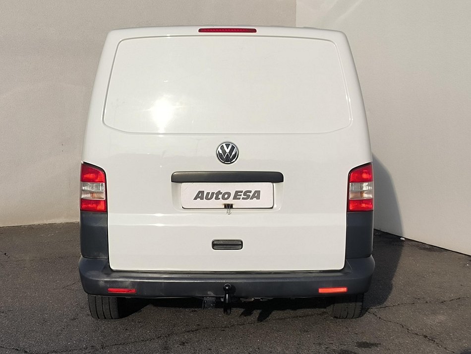 Volkswagen Transporter 2.0TDi  L2H1