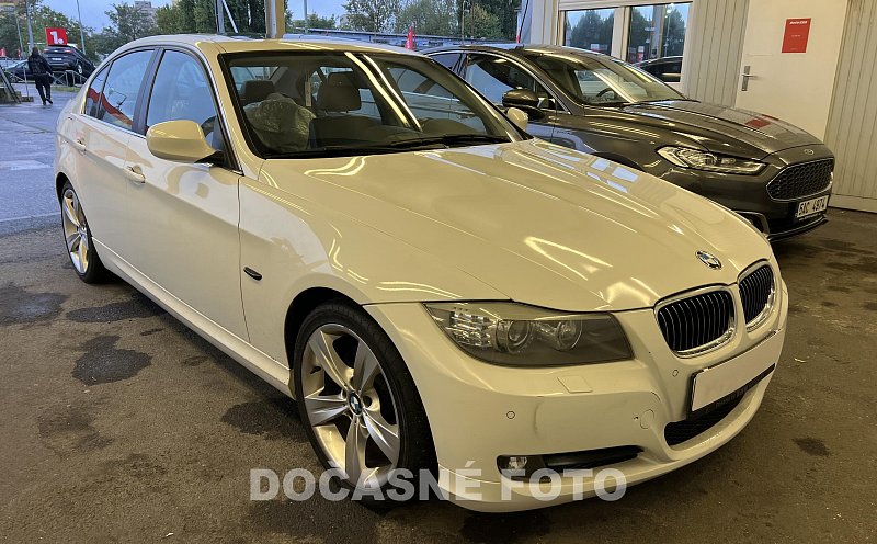 BMW Řada 3 2.5i  325 i XDRIVE