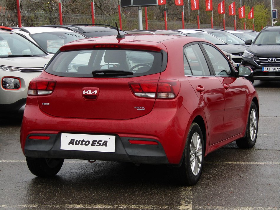 Kia Rio 1.2i 