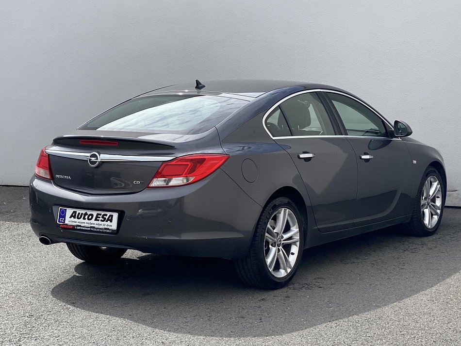 Opel Insignia 2.0 CDTI 