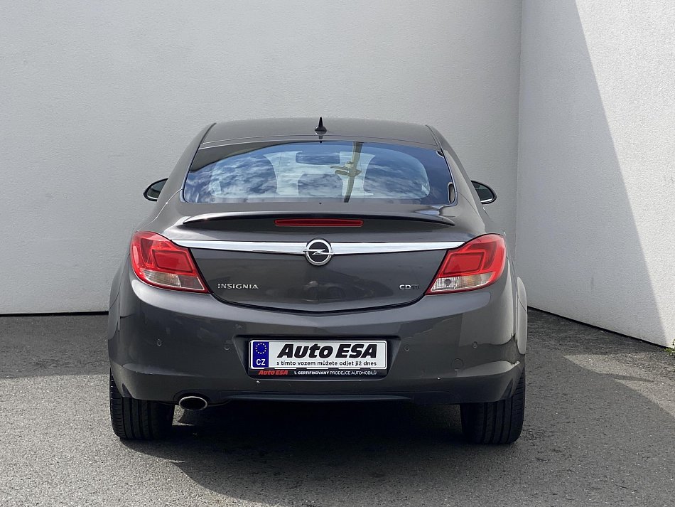 Opel Insignia 2.0 CDTI 