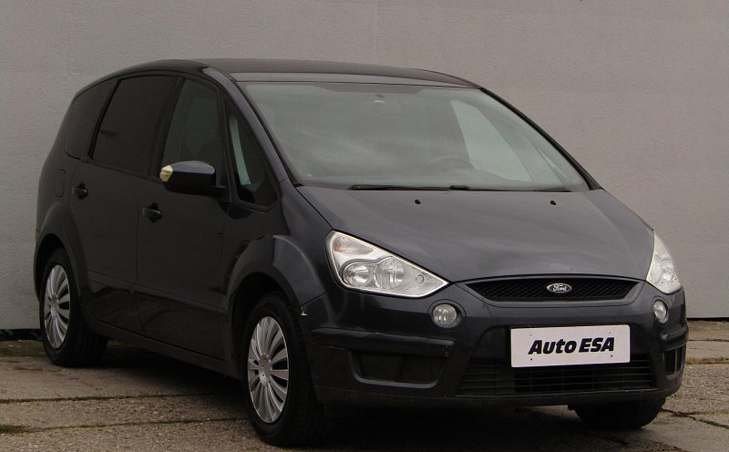 Ford S-MAX 2.0i 