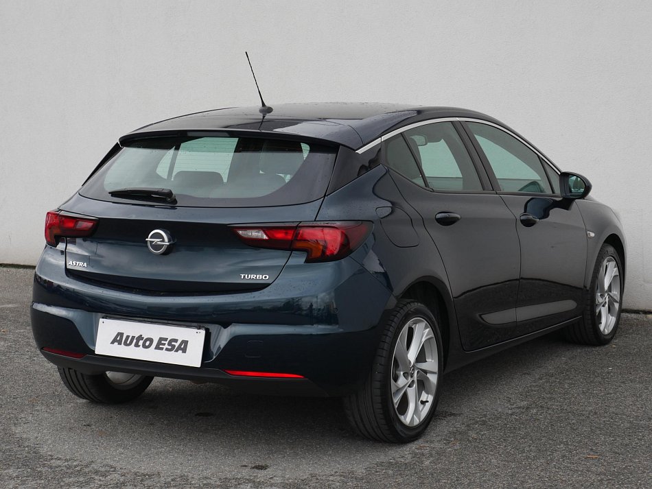 Opel Astra 1.4 T Innovation