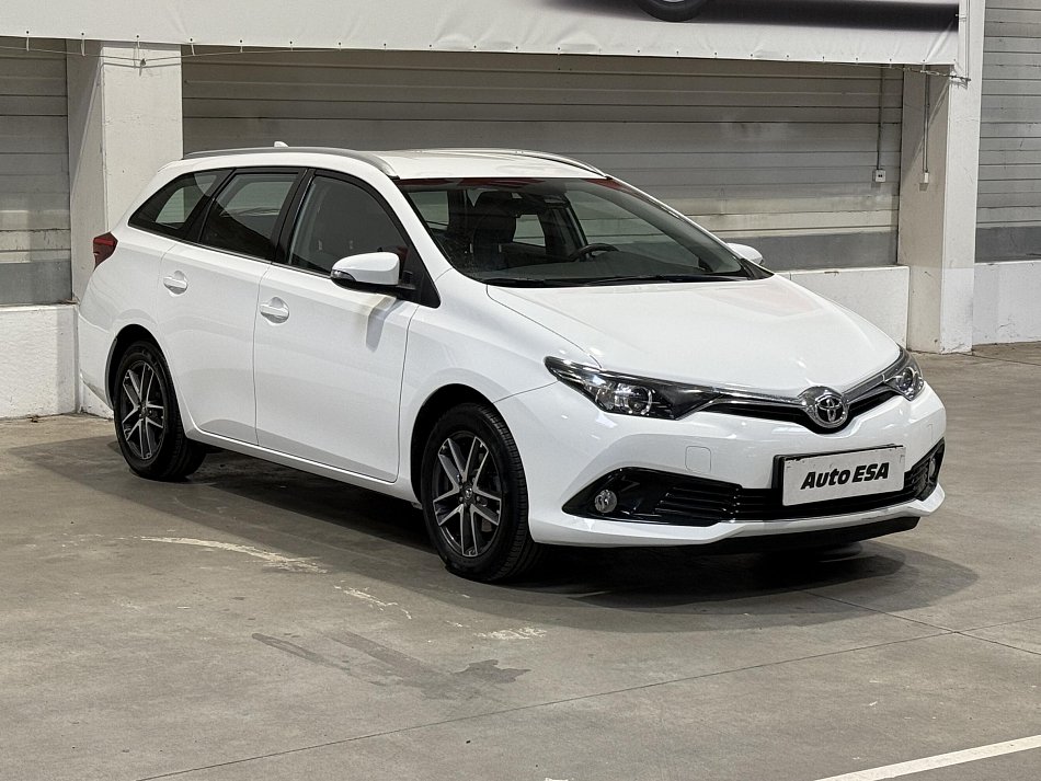 Toyota Auris 1.6i 