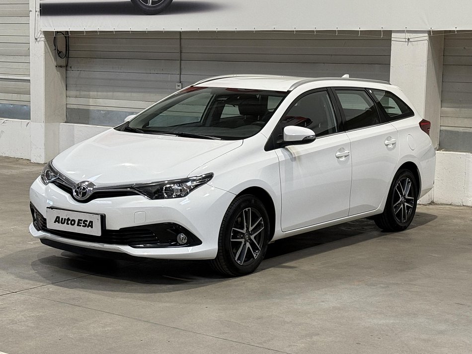 Toyota Auris 1.6i 