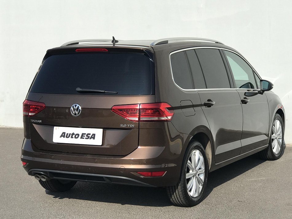 Volkswagen Touran 2.0 TDi 