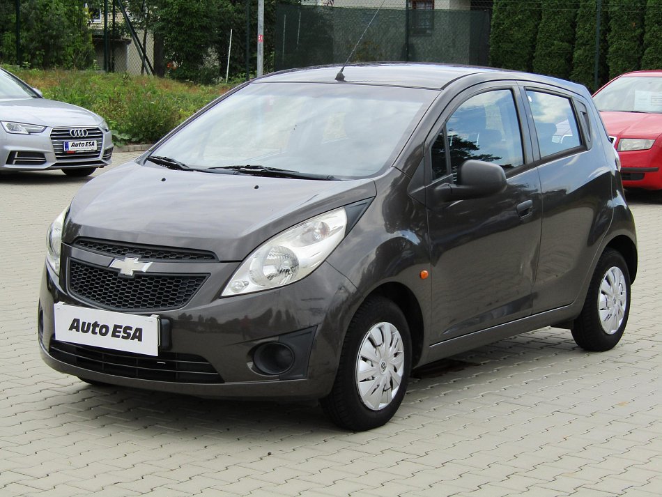 Chevrolet Spark 1.0i 