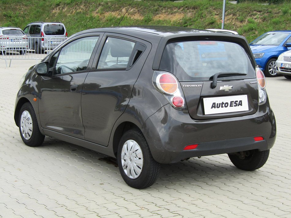 Chevrolet Spark 1.0i 