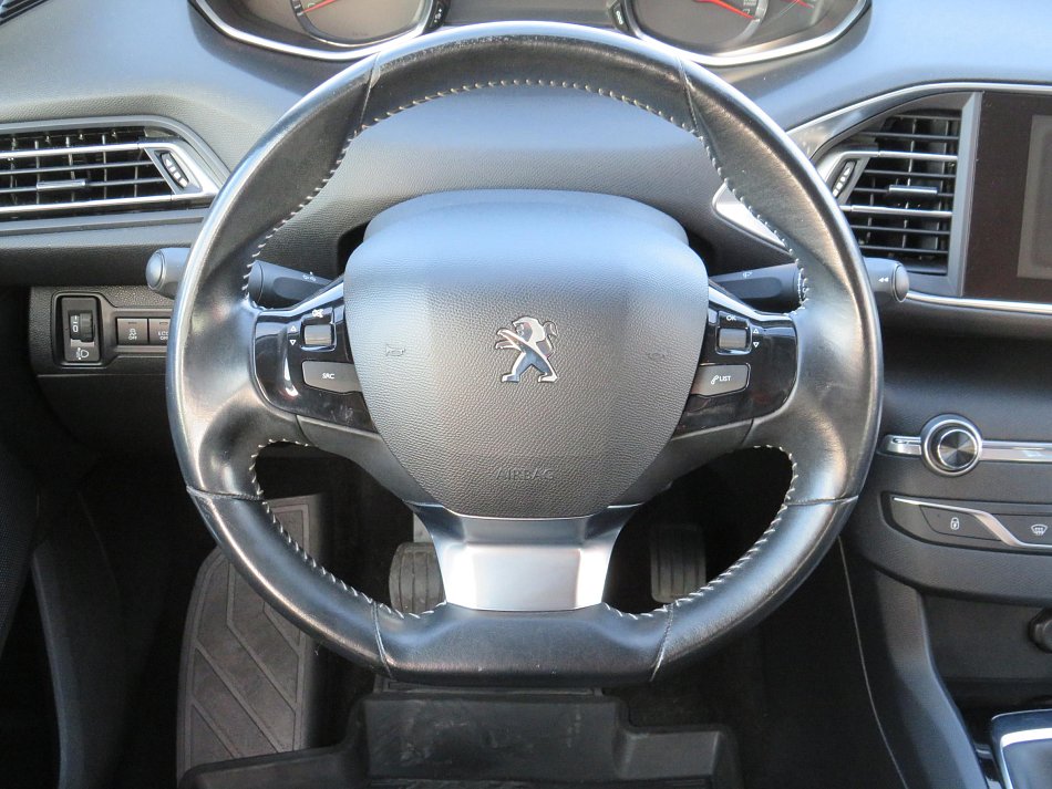 Peugeot 308 1.6i 