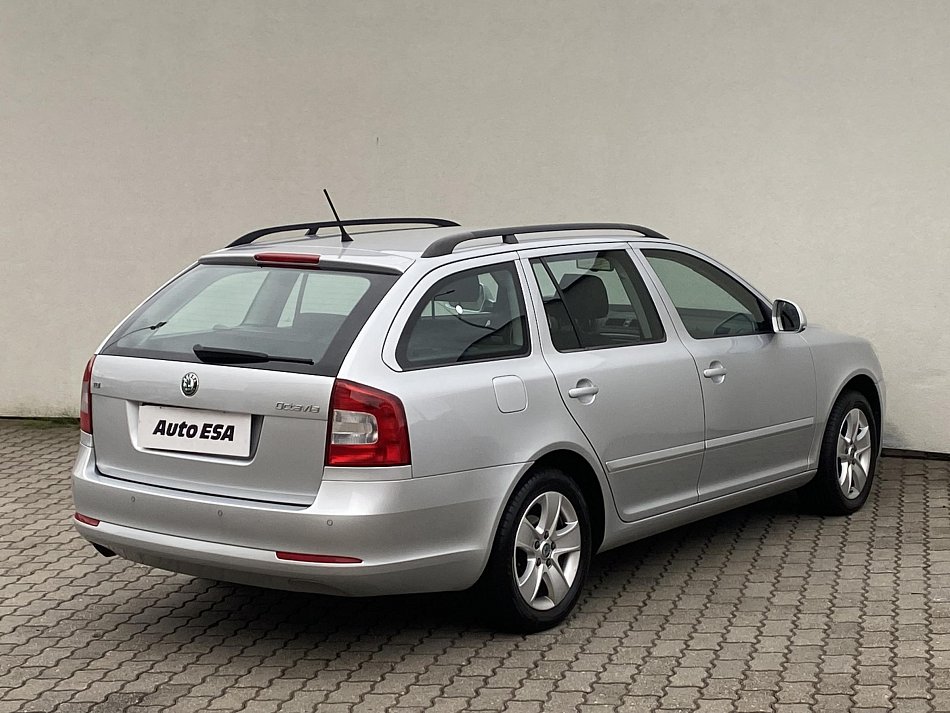 Škoda Octavia II 1.6TDi Elegance