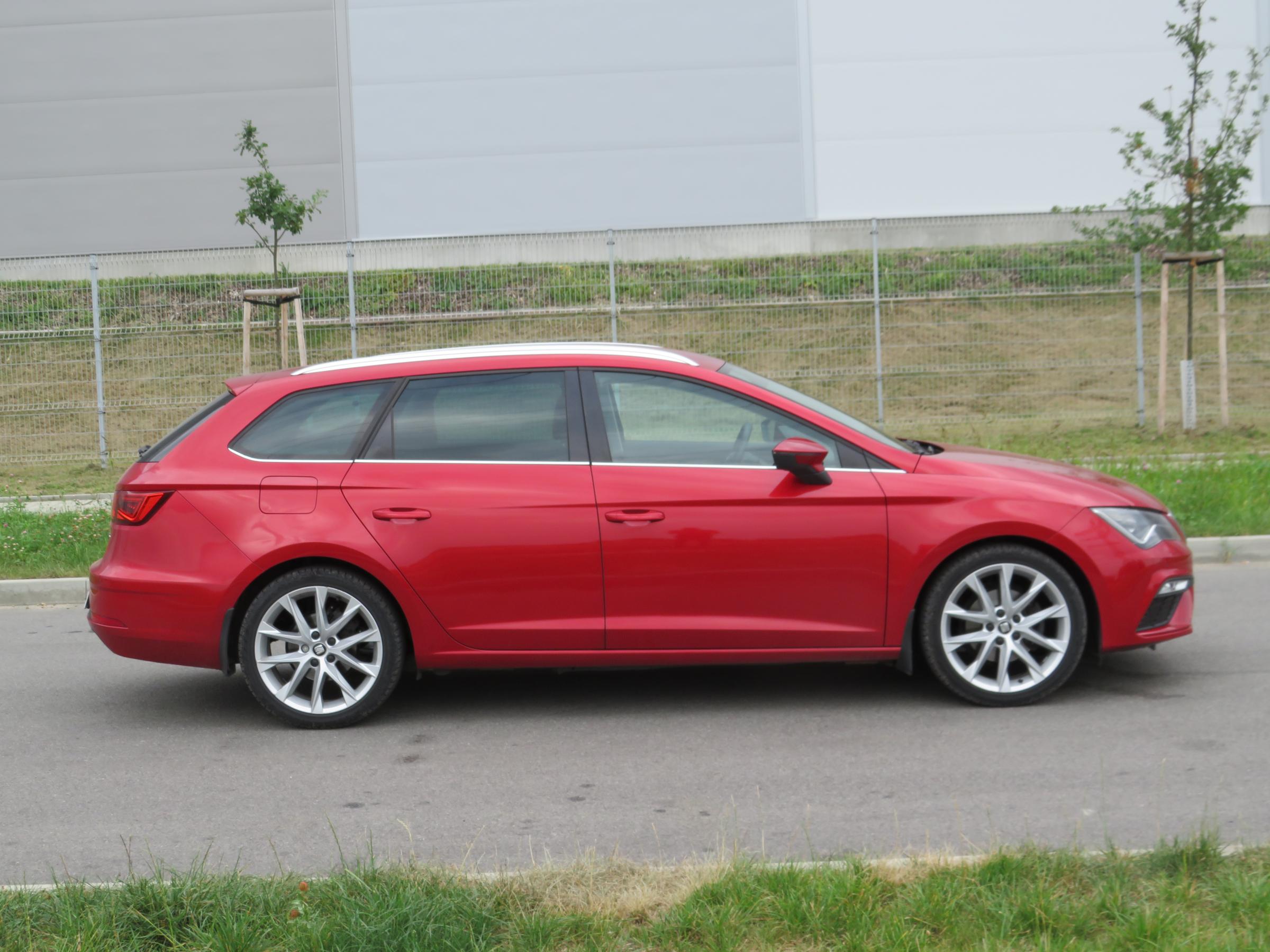 Seat Leon, 2019 - pohled č. 4