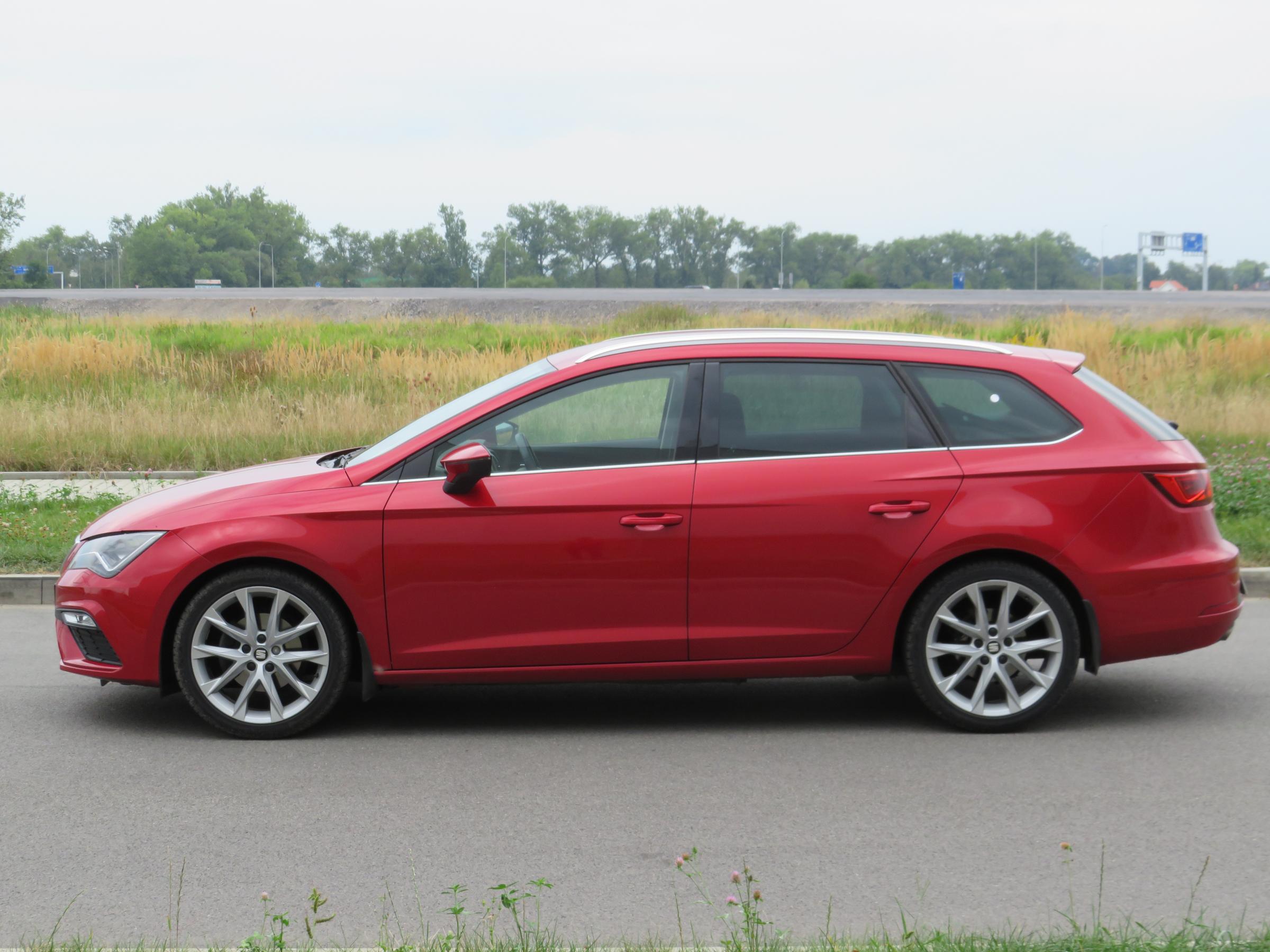 Seat Leon, 2019 - pohled č. 8