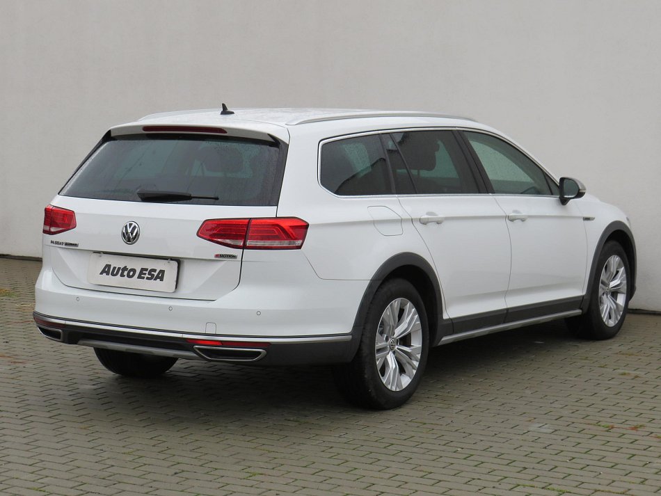 Volkswagen Passat 2.0 TDi Alltrack 4X4