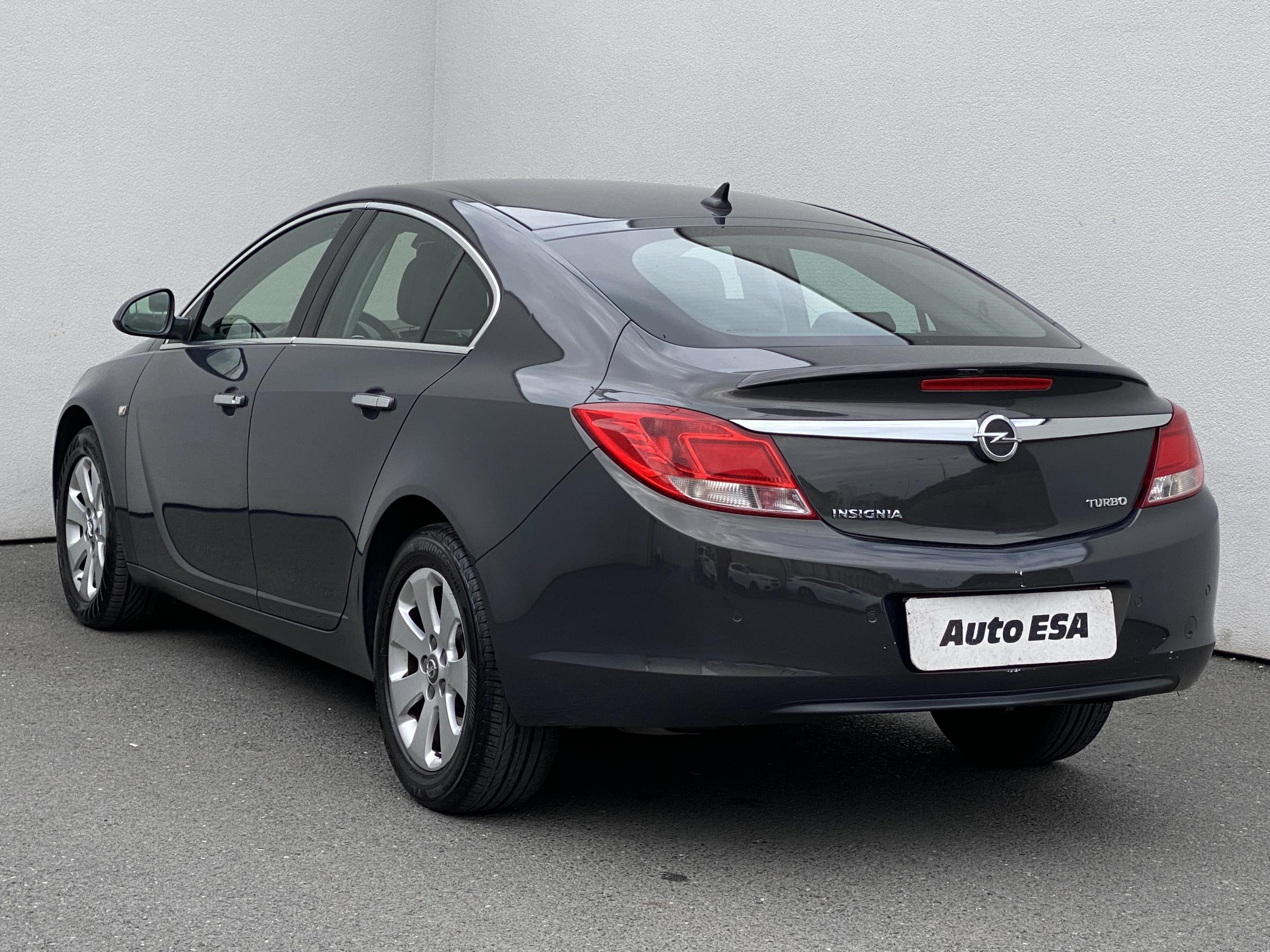 Opel Insignia, 2013 - pohled č. 6