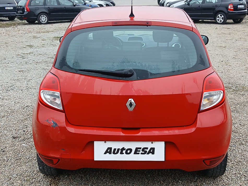 Renault Clio 1.2 i 