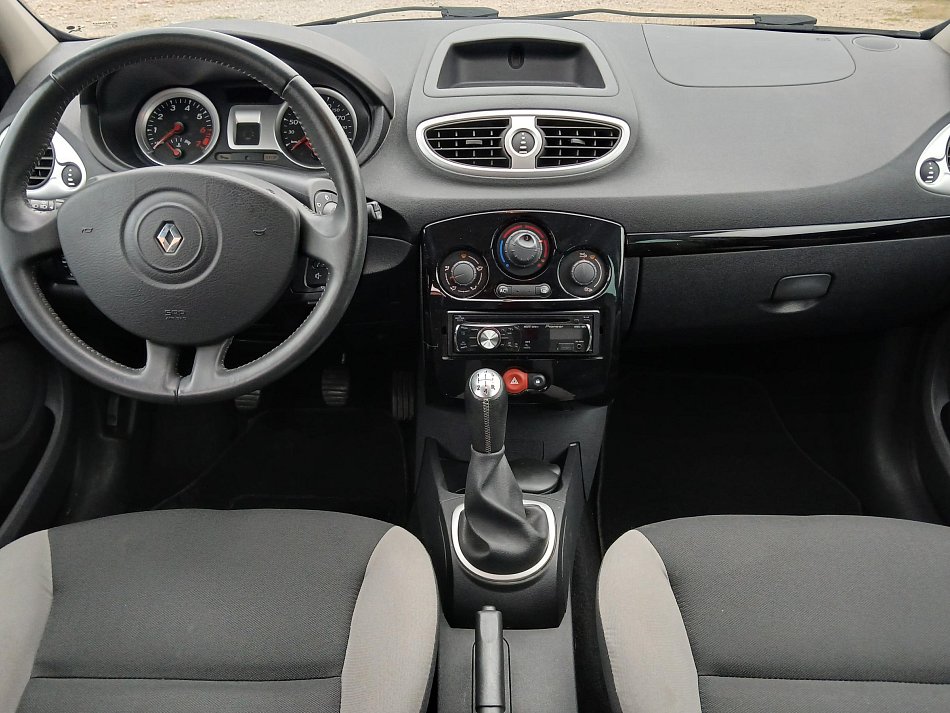 Renault Clio 1.2 i 