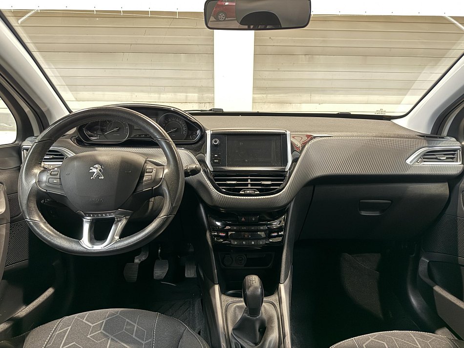 Peugeot 2008 1.2 PT 