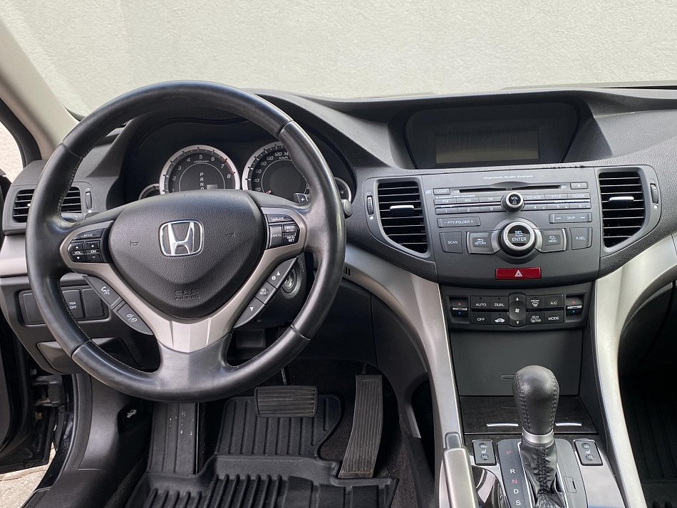 Honda Accord 2.0i 