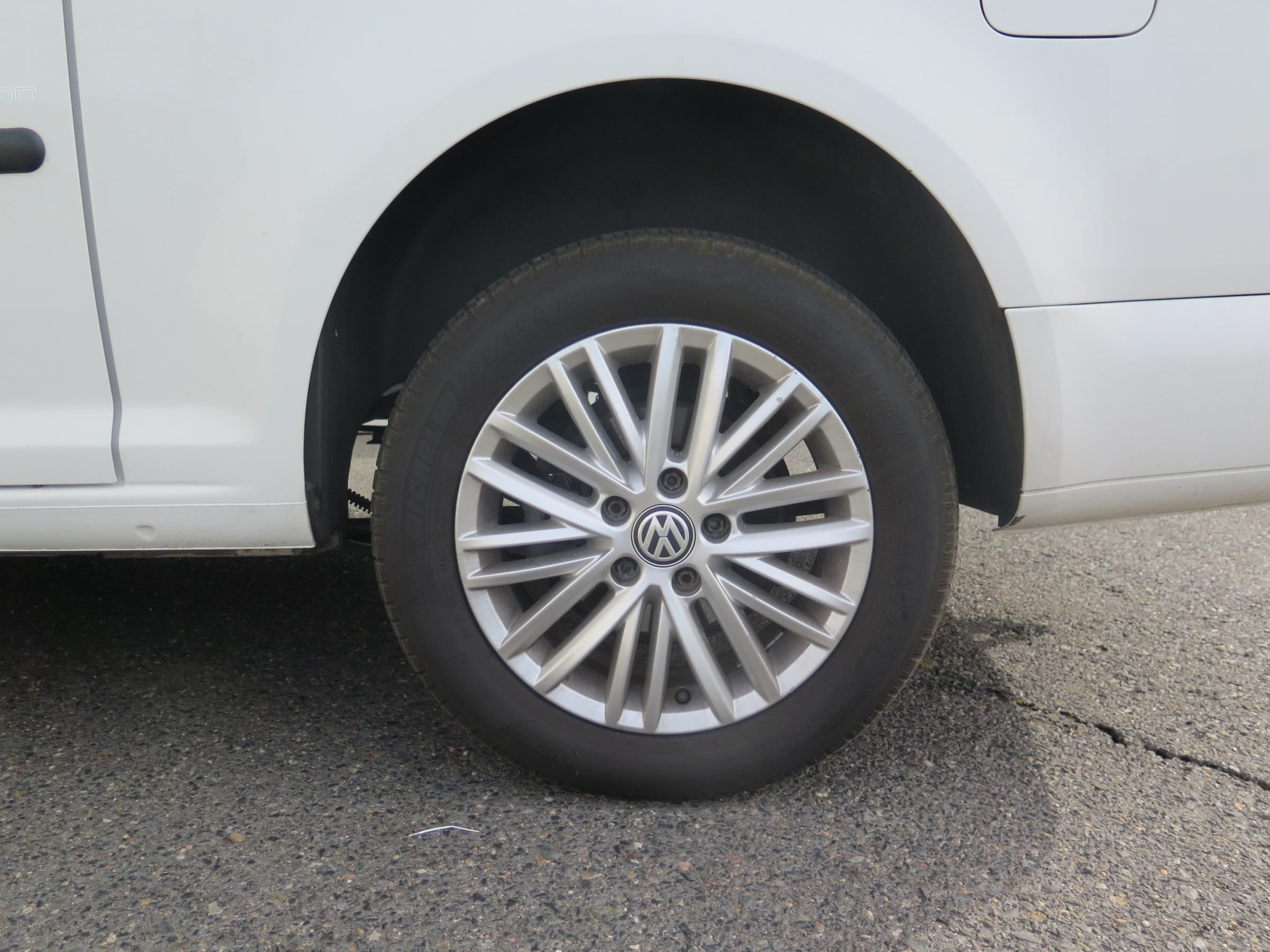 Volkswagen Caddy, 2015 - pohled č. 9