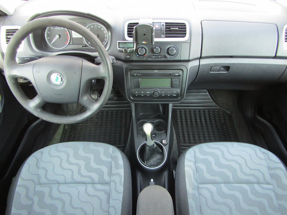 Škoda Fabia II 1.4i 16V Ambiente