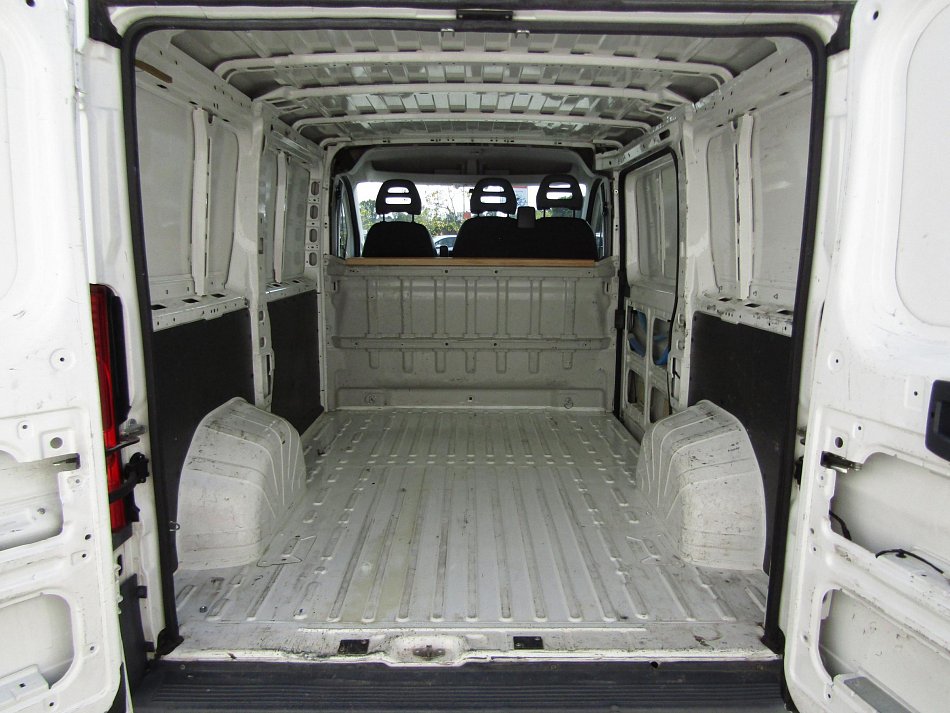 Peugeot Boxer 2.2HDi 