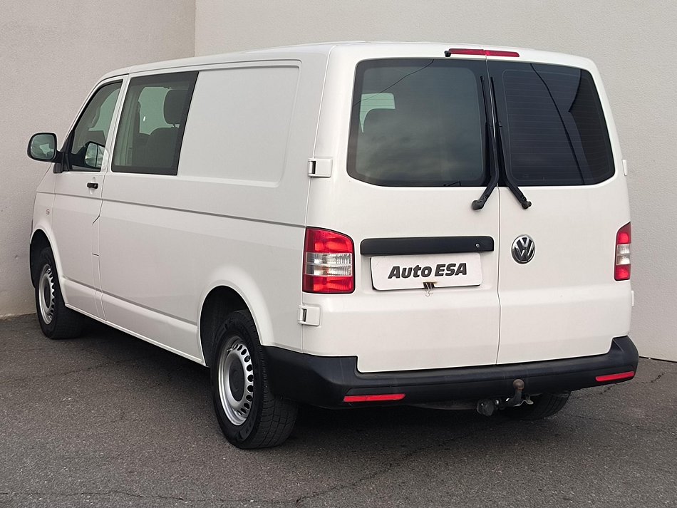 Volkswagen Transporter 2.0TDi  L2 5míst