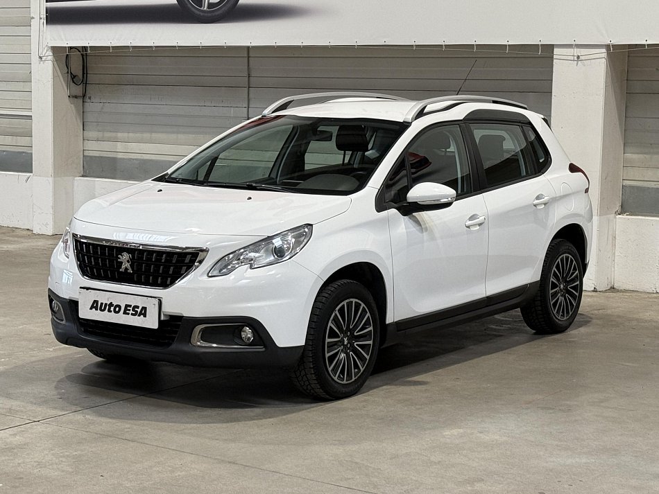 Peugeot 2008 1.2 PT 