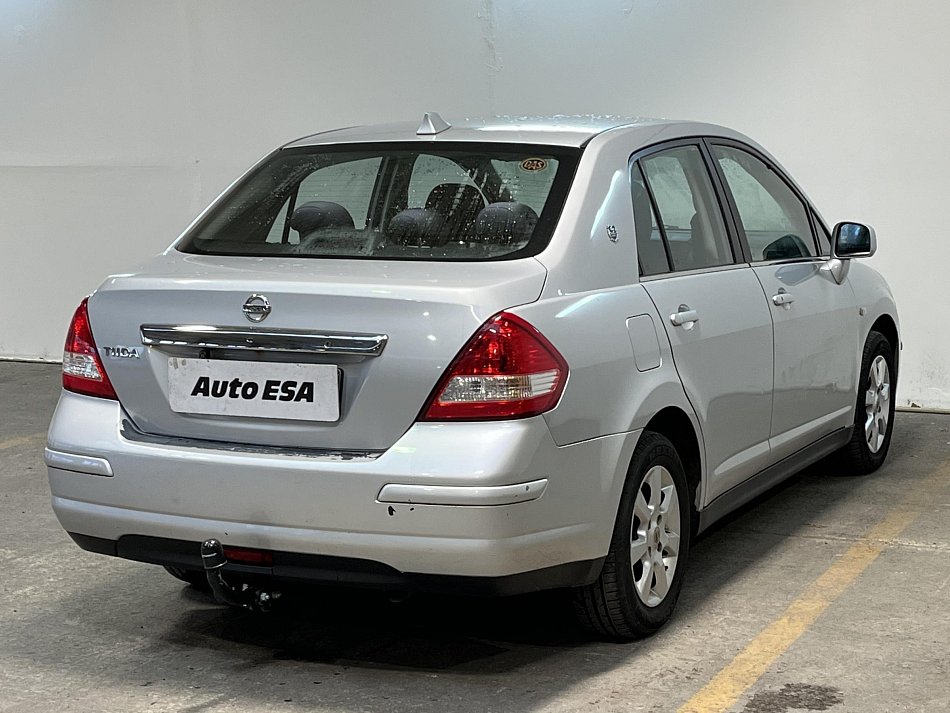 Nissan Tiida 1.6i 