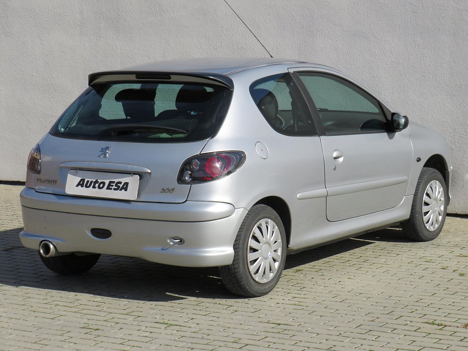 Peugeot 206 1.4i 