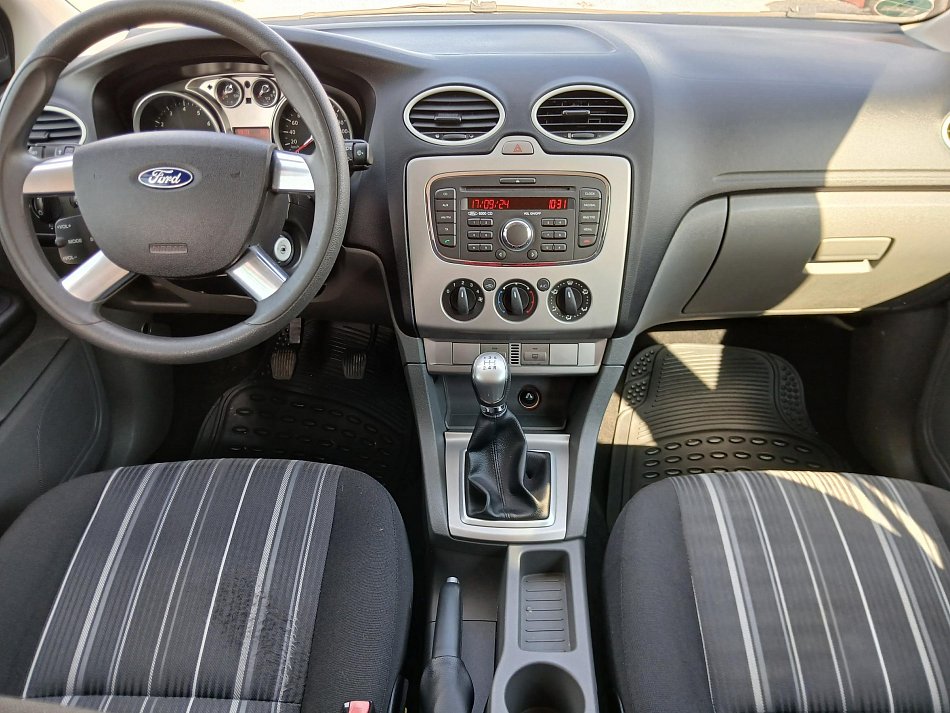 Ford Focus 1.6 16V 