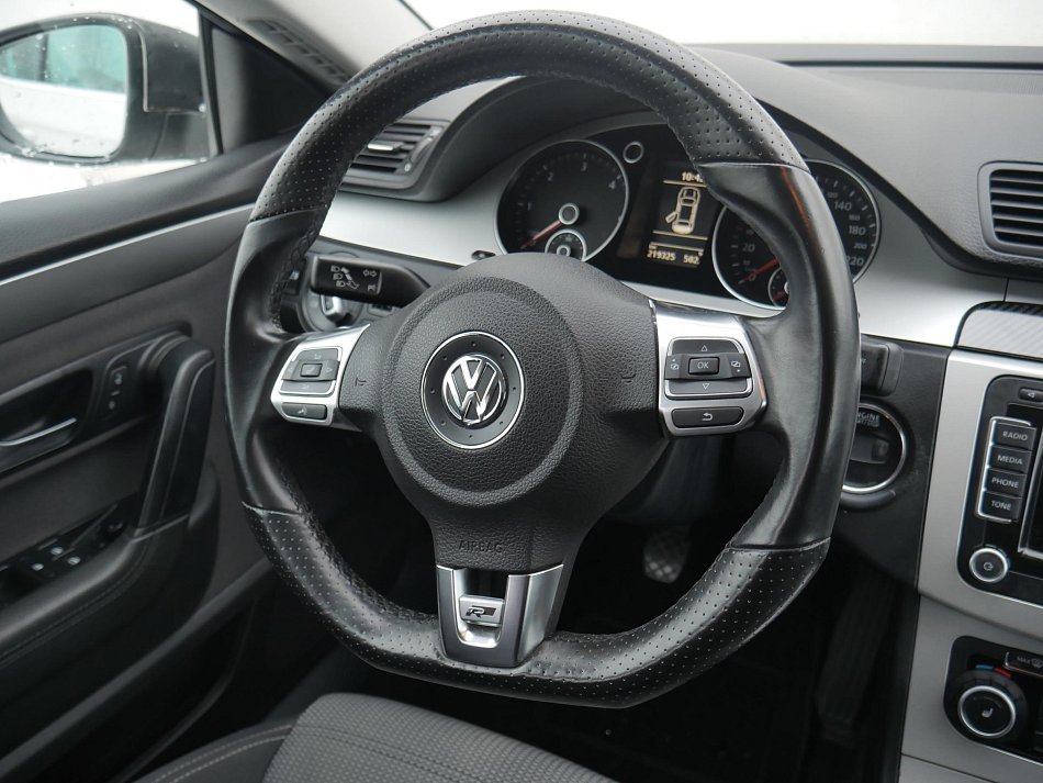 Volkswagen Passat CC 2.0TDi 