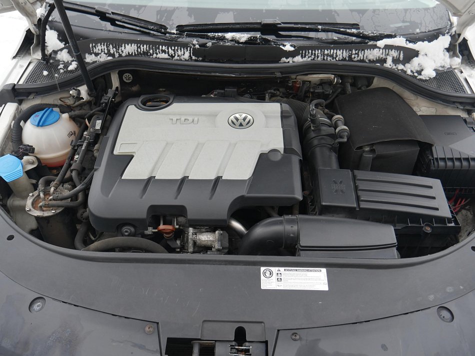 Volkswagen Passat CC 2.0TDi 