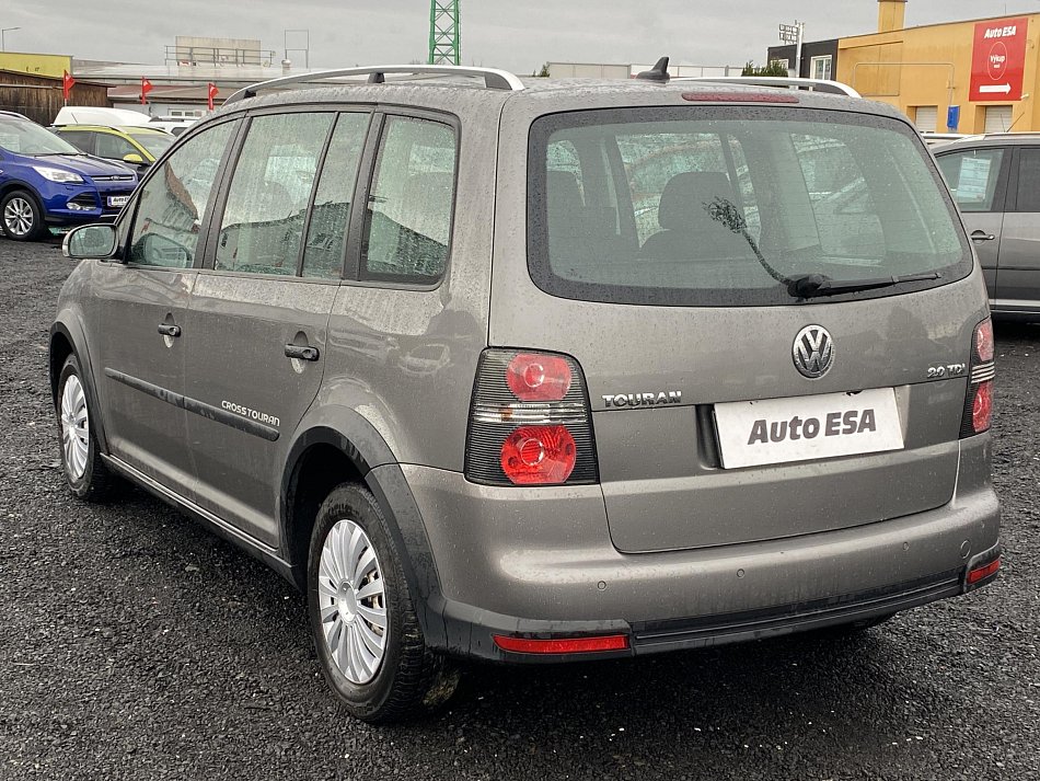 Volkswagen Touran 2.0TDi 