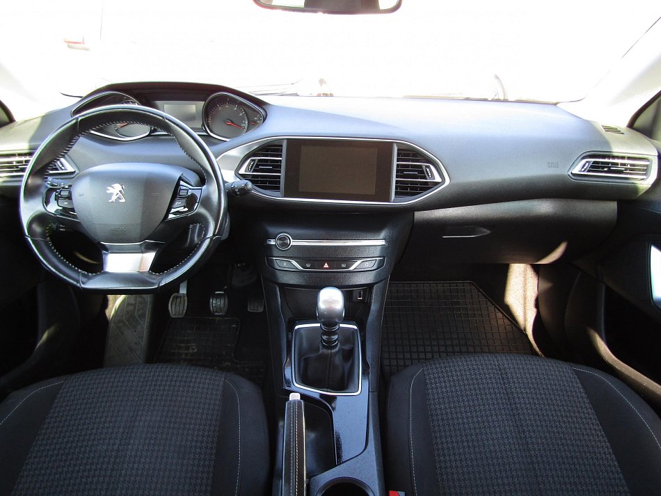 Peugeot 308 1.2PT 