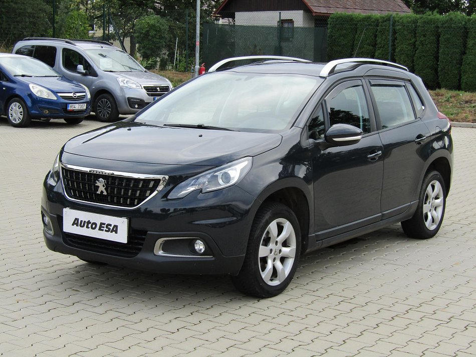 Peugeot 2008 1.2 PT 