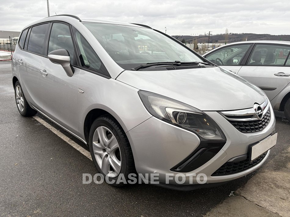 Opel Zafira 2.0 