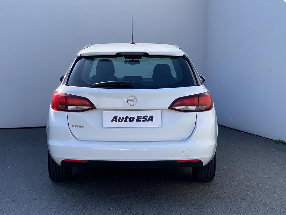 Opel Astra 1.6 CDTi 