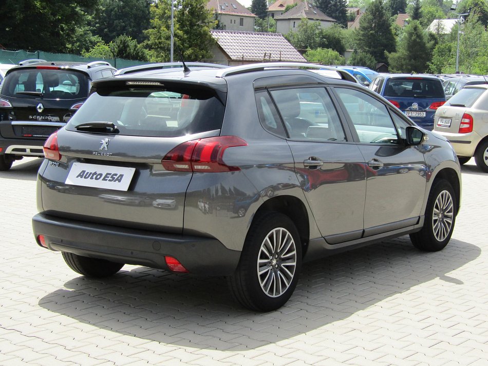 Peugeot 2008 1.2PT 