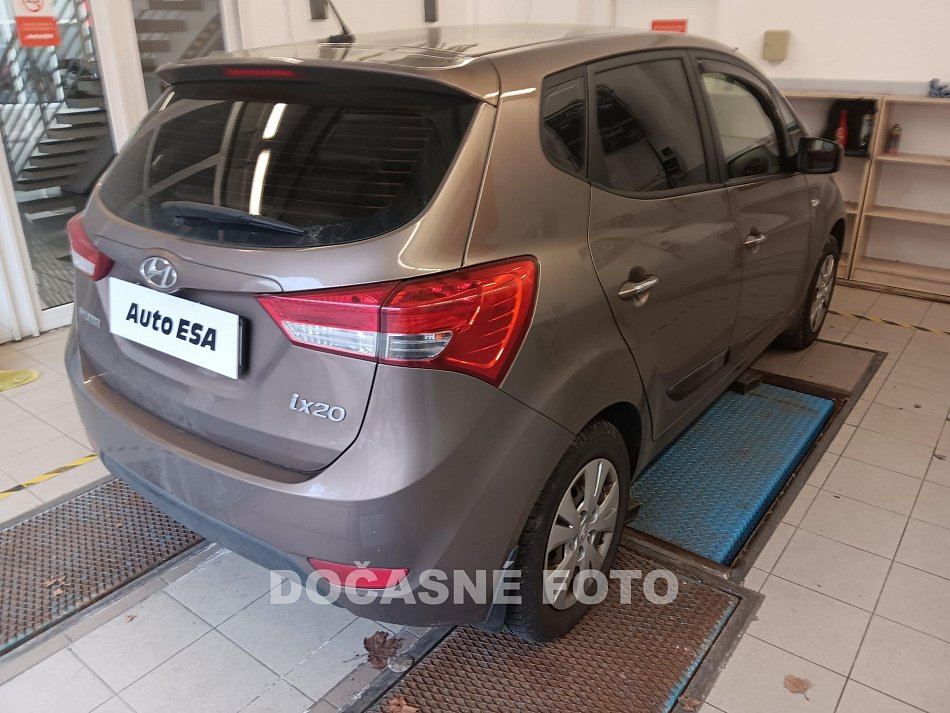 Hyundai Ix20 1.6 i 