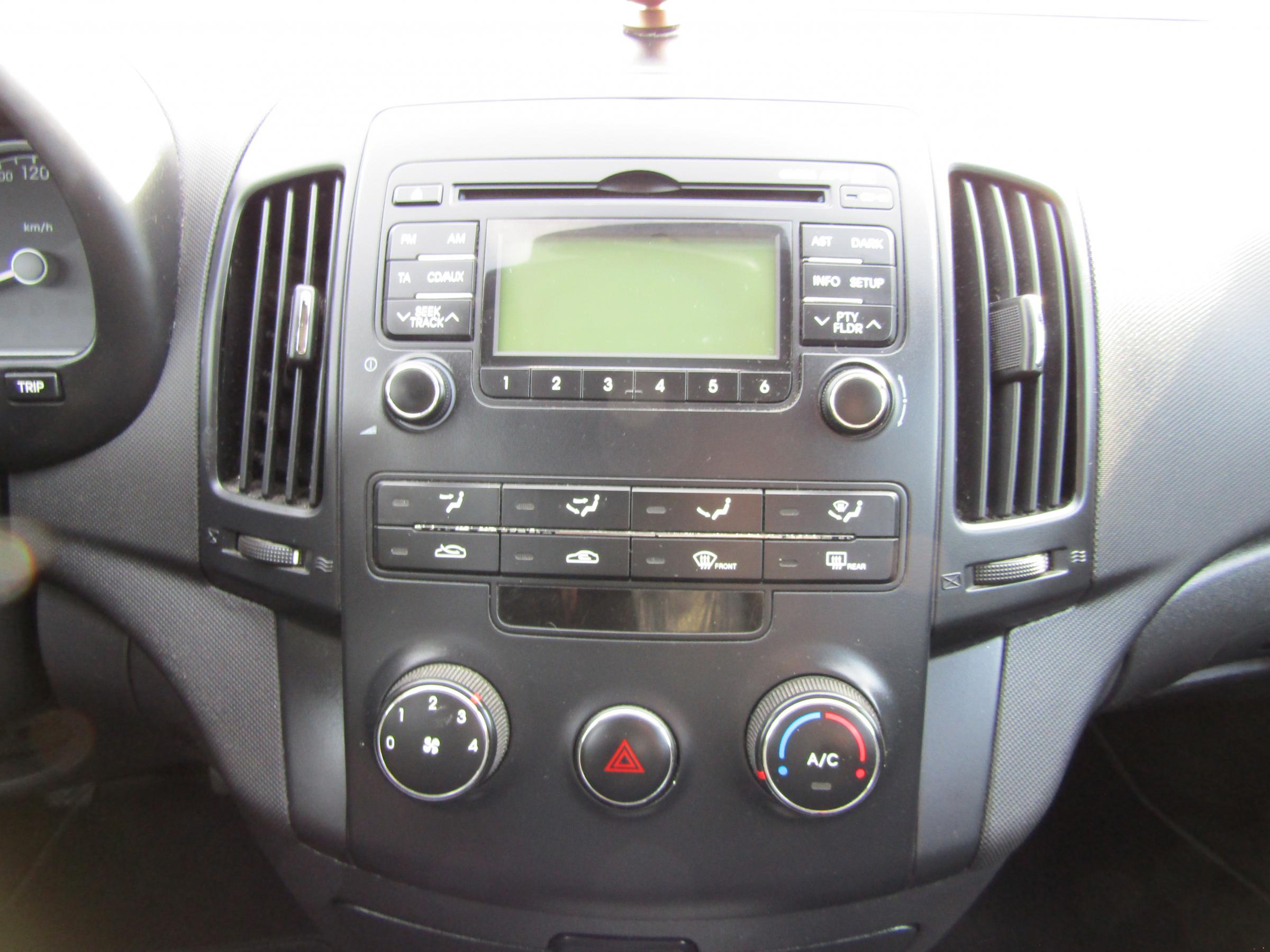 Hyundai i30, 2009 - pohled č. 17