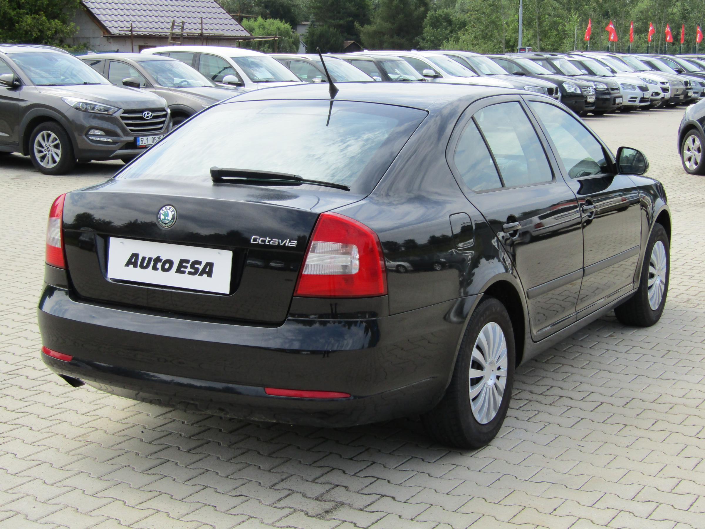 Škoda Octavia II, 2013 - pohled č. 4