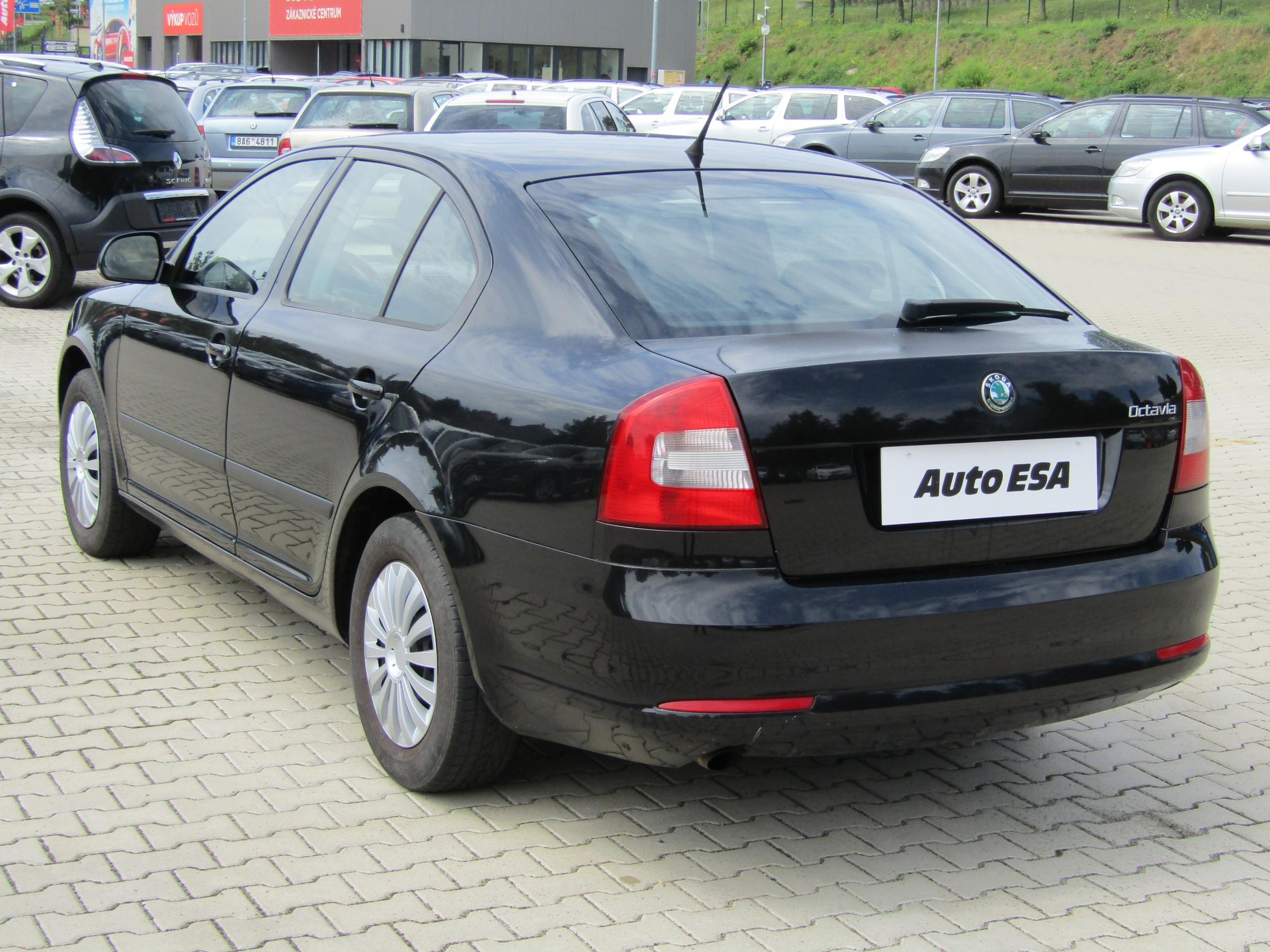 Škoda Octavia II, 2013 - pohled č. 6