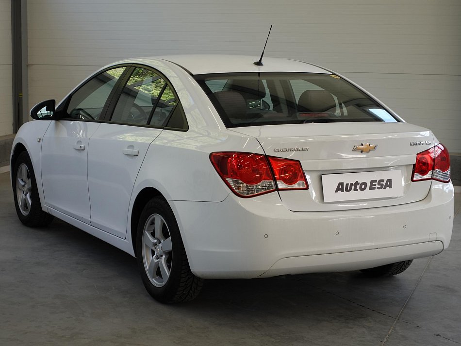 Chevrolet Cruze 1.8i 