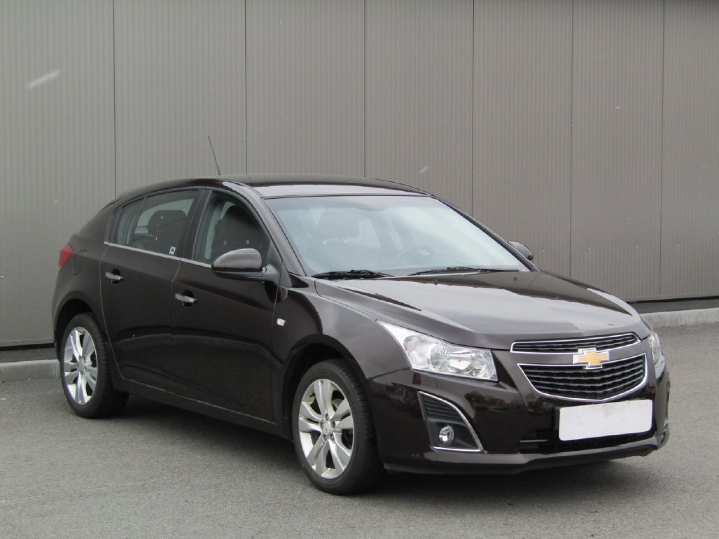 Chevrolet Cruze, 2009 - celkový pohled