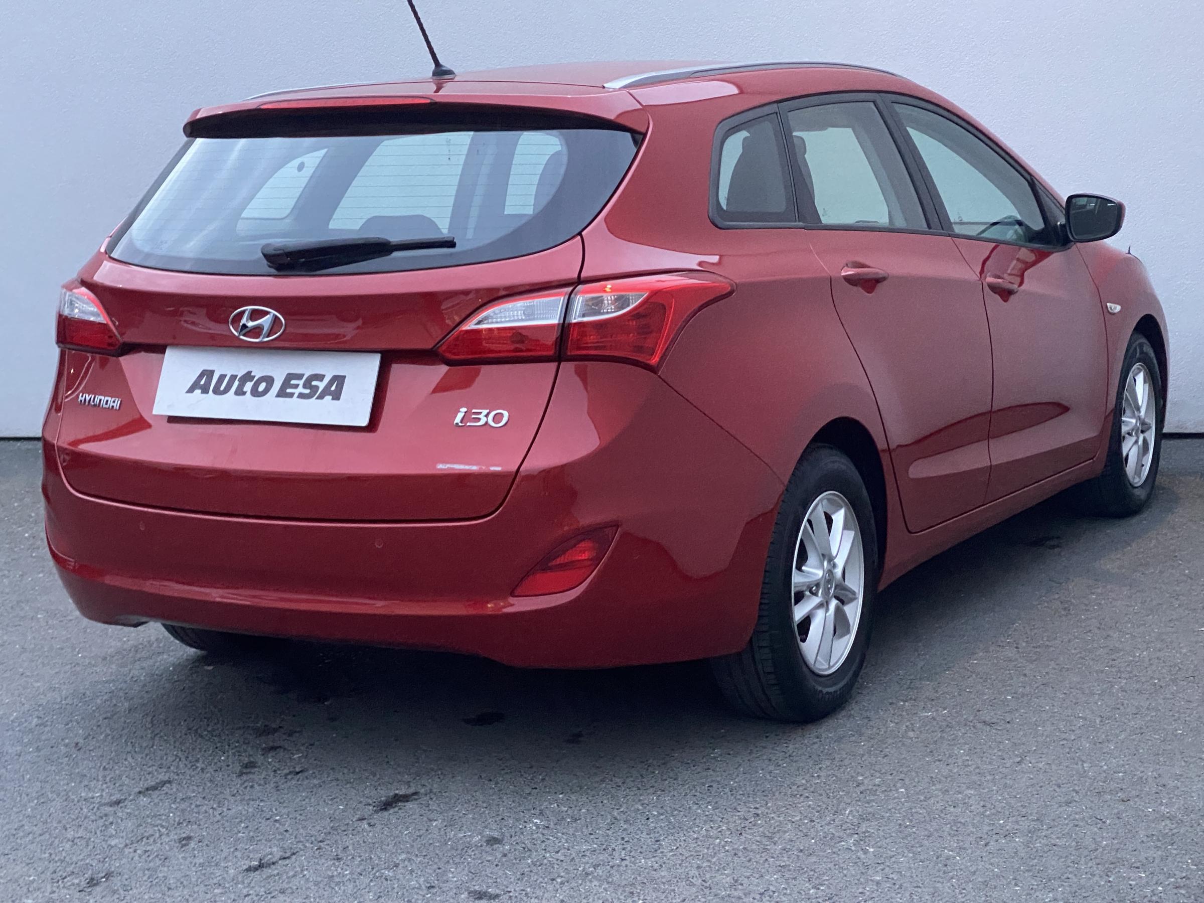 Hyundai i30, 2016 - pohled č. 4